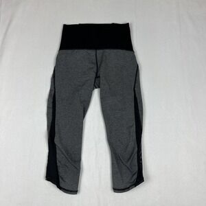 Lululemon Train‎ Times Crop 17" Luxtreme High Rise Gray/Black Leggings  Size 4